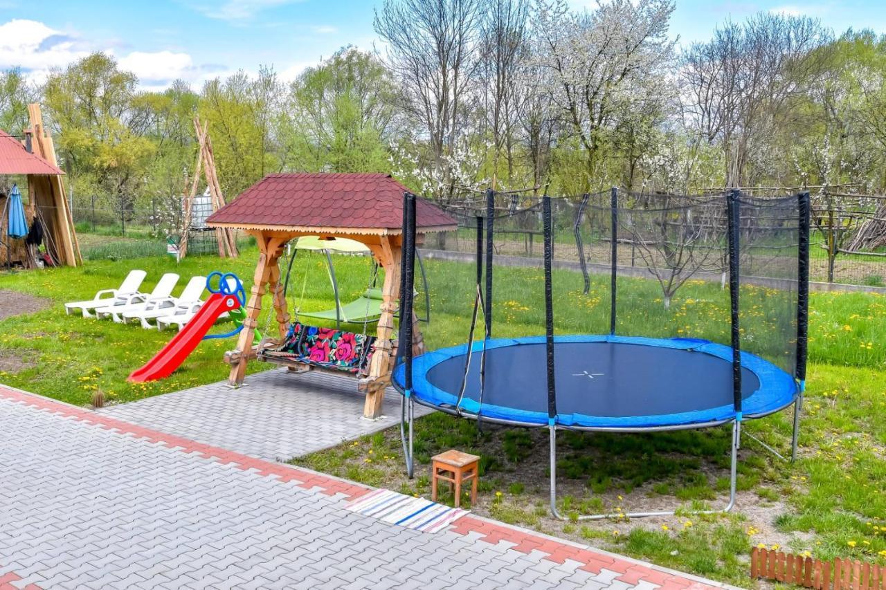 Casa Nely Hotel Sighetu Marmaţiei Екстериор снимка