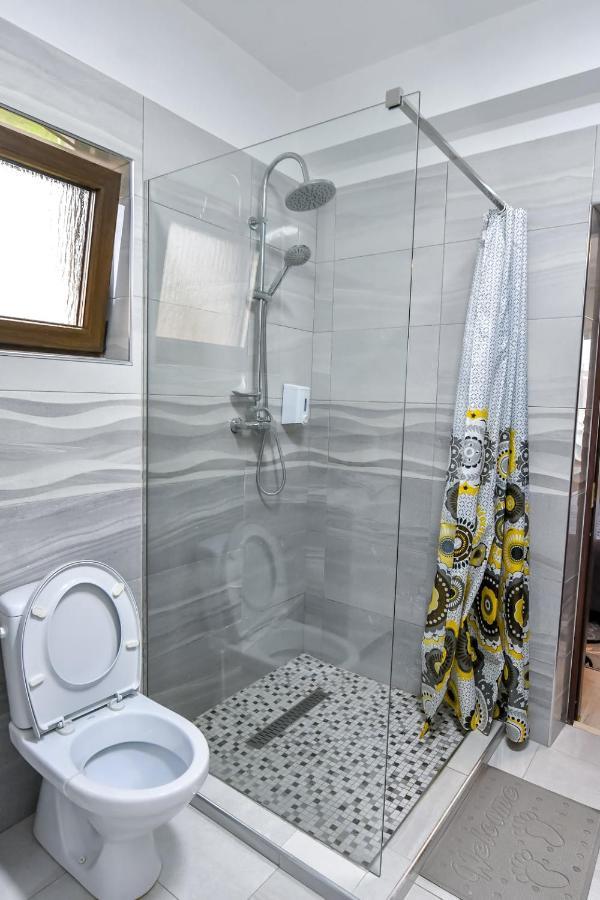 Casa Nely Hotel Sighetu Marmaţiei Екстериор снимка