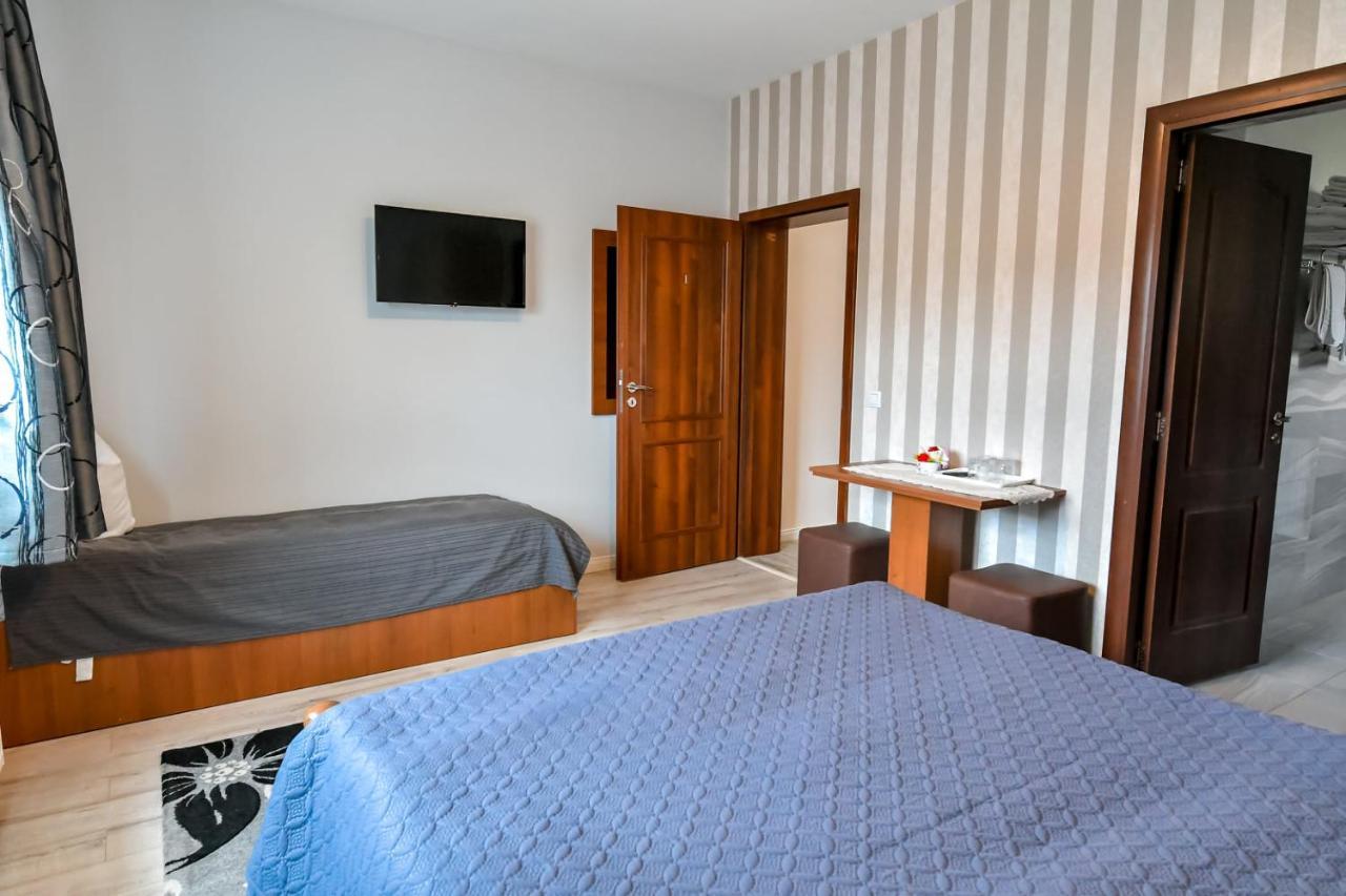 Casa Nely Hotel Sighetu Marmaţiei Екстериор снимка